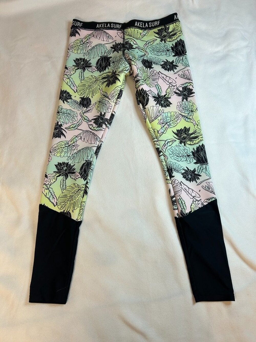 Akela Surf leggings with Floral, leafy monstera, summer, pastels, wetsuit, M